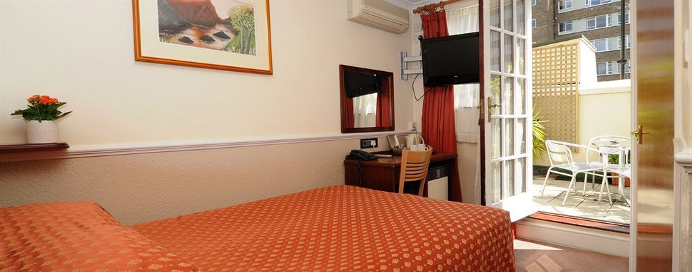Rhodes Hotel Лондон Екстер'єр фото
